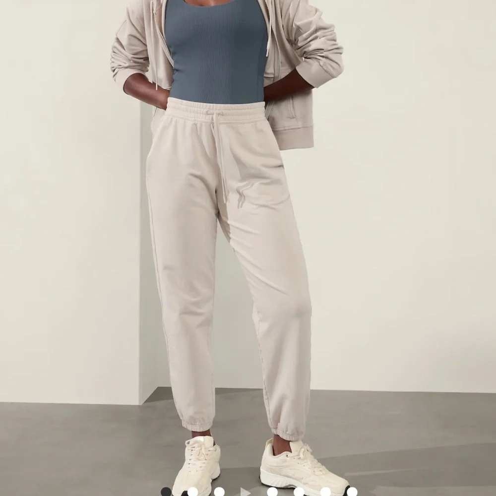 Athleta‎ Womens XL Retroterry Mid Rise Jogger Pant Beige Neutral Loungewear